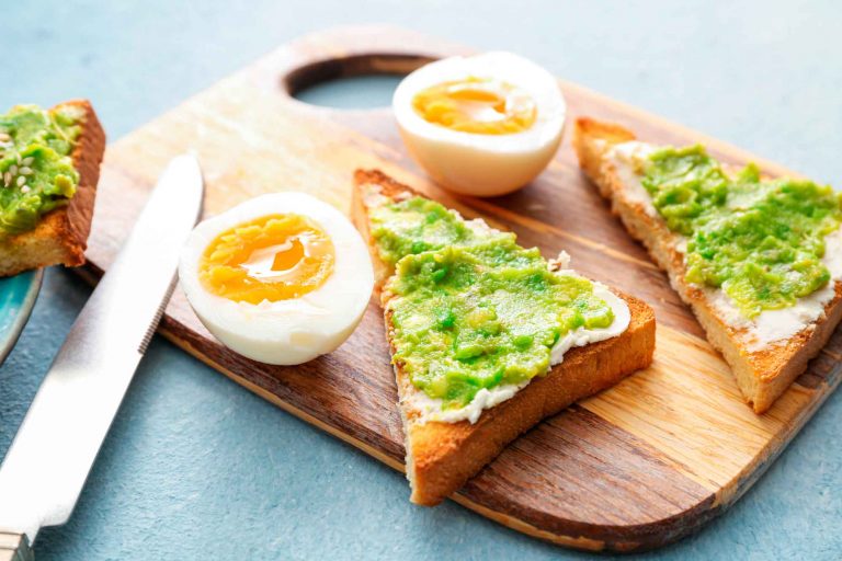 Slimway recipe Avocado eggs toast